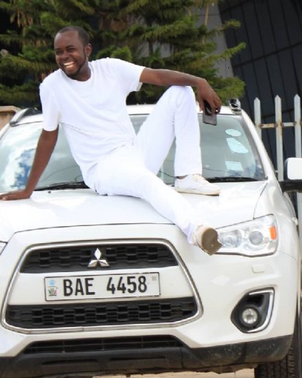 Video: Enock Mbewe - Mwalinkene Video: Enock Mbewe - Mwalinkene