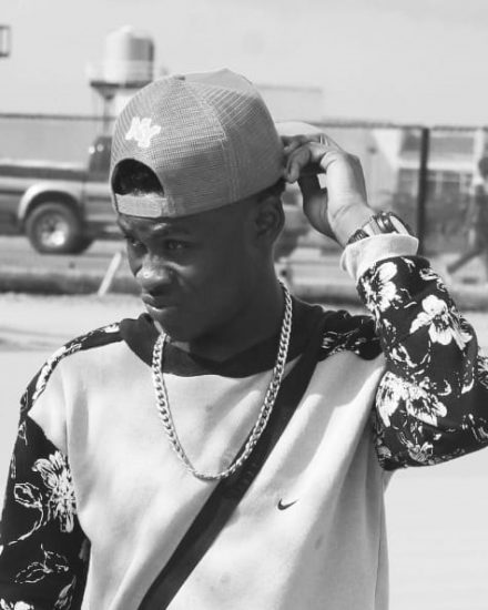 Kay Longer - Darkness