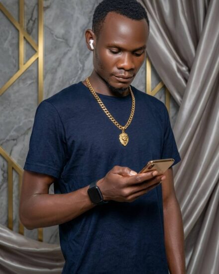 OC Geezo ft Spyss - Wenze Good Example Ku Bantu (Prod-by-Cool-G)